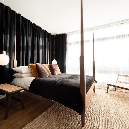 Апартаменты The Chamberlin, Powell & Bon, By The Design Traveller Лондон Экстерьер фото